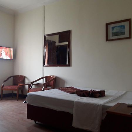 Hanoi Golden Moon Guest House & Travel Hanói Exterior foto