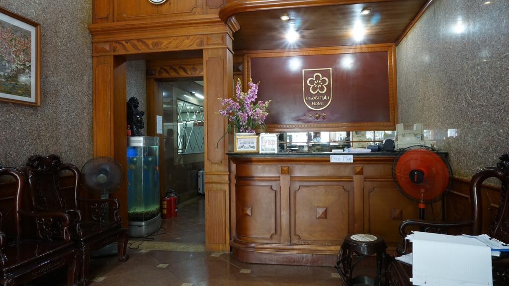 Hanoi Golden Moon Guest House & Travel Hanói Quarto foto