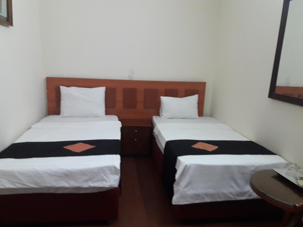 Hanoi Golden Moon Guest House & Travel Hanói Exterior foto