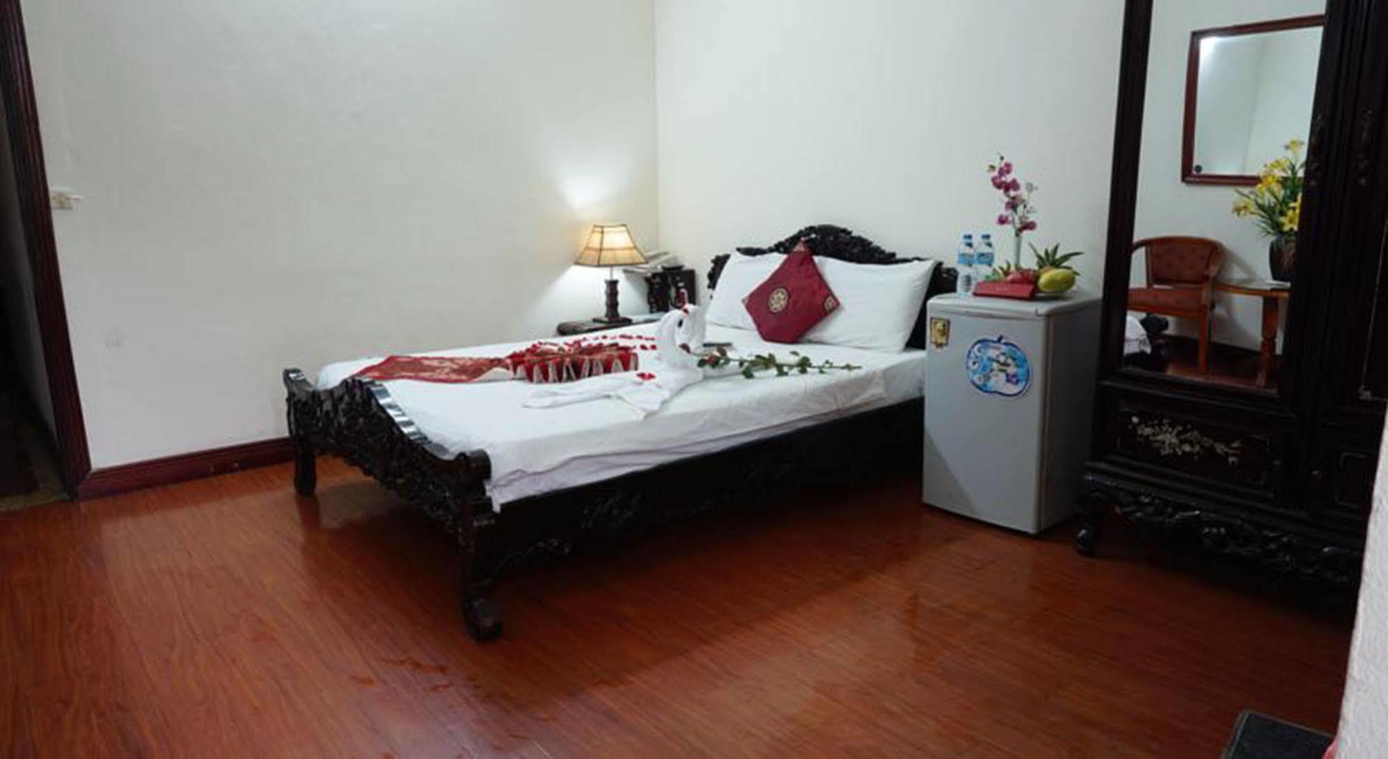 Hanoi Golden Moon Guest House & Travel Hanói Exterior foto