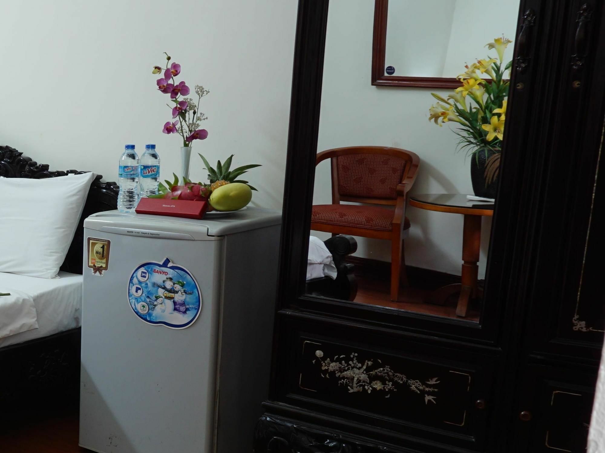 Hanoi Golden Moon Guest House & Travel Hanói Exterior foto